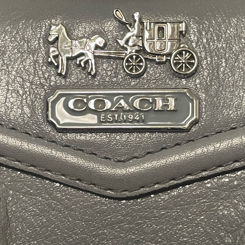 Coach Wallet - Picture 4 of 6